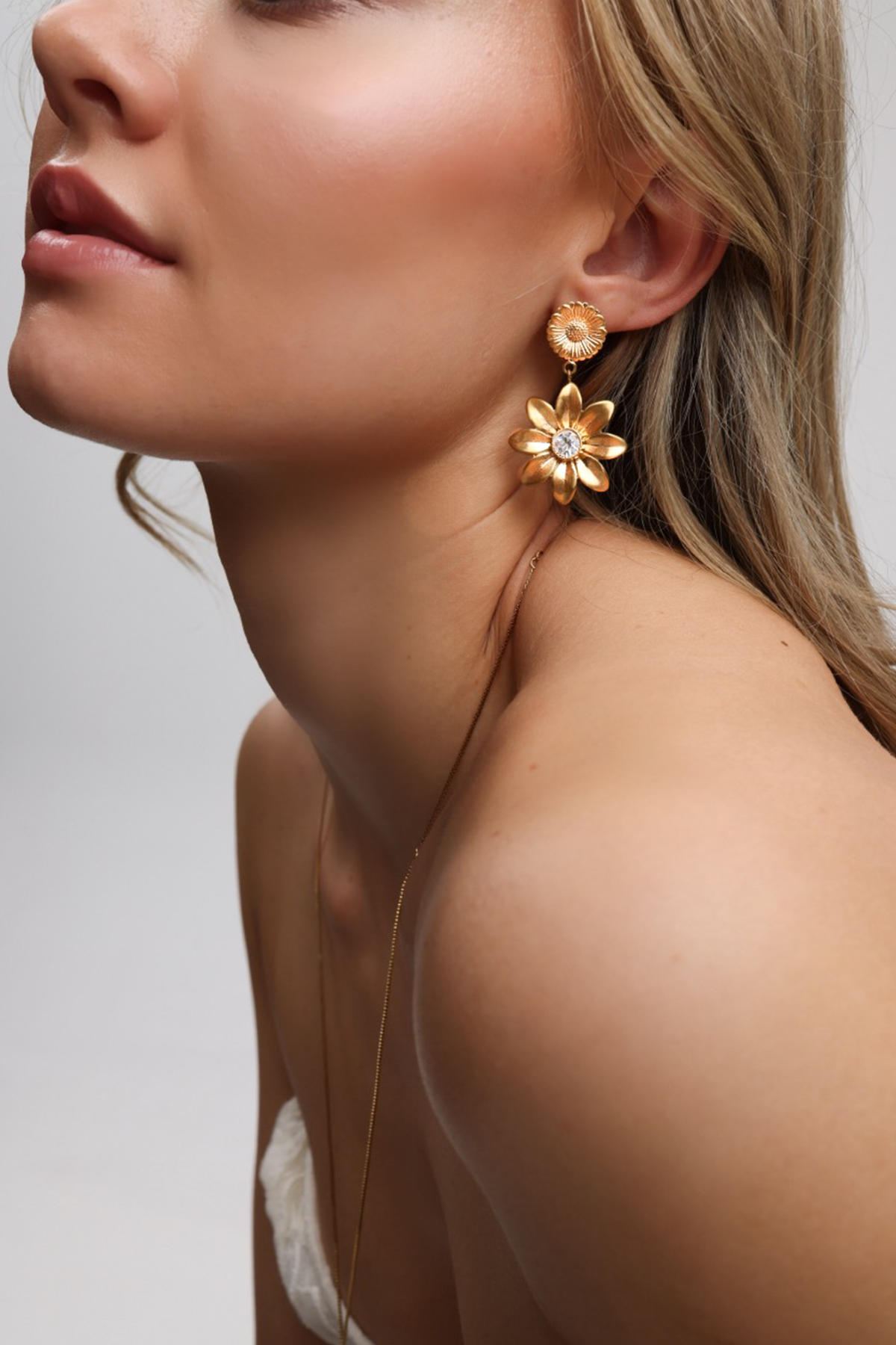 Daisy earrings