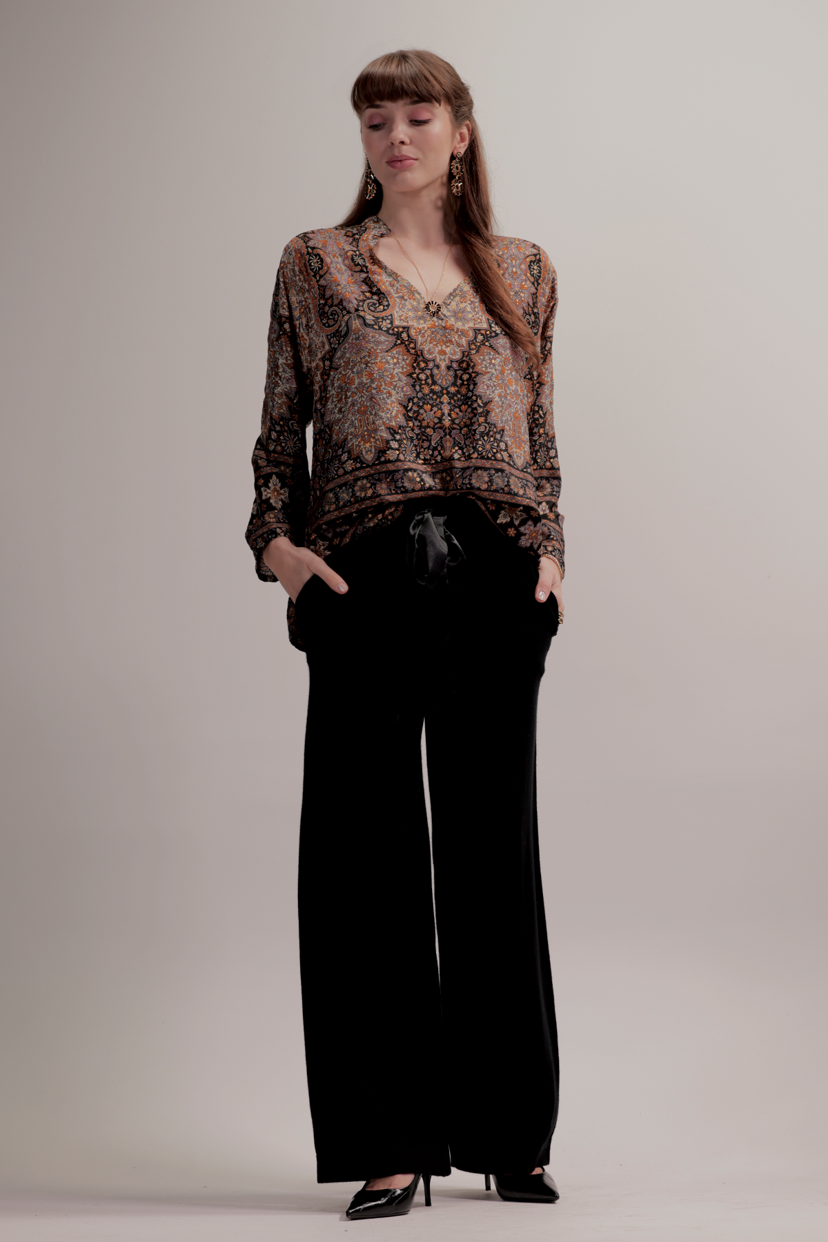 Iben wool trousers - Black