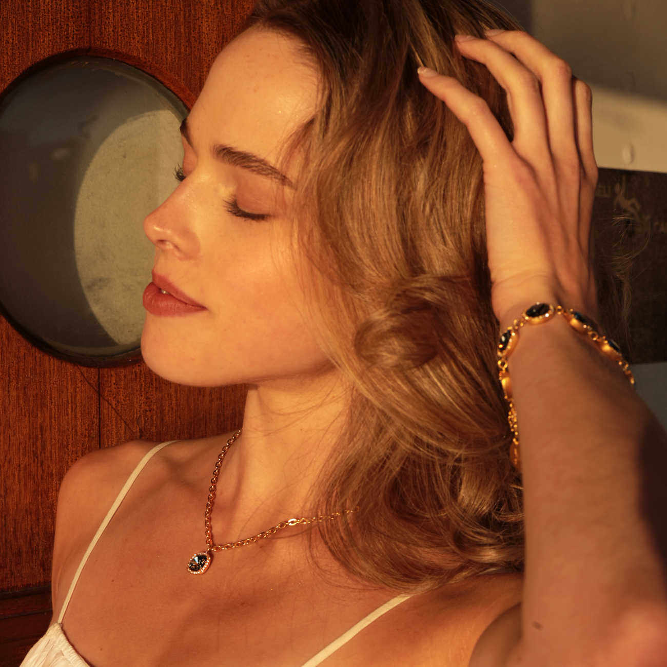 Tamara Crystal chain necklace - Denim blue/Clear