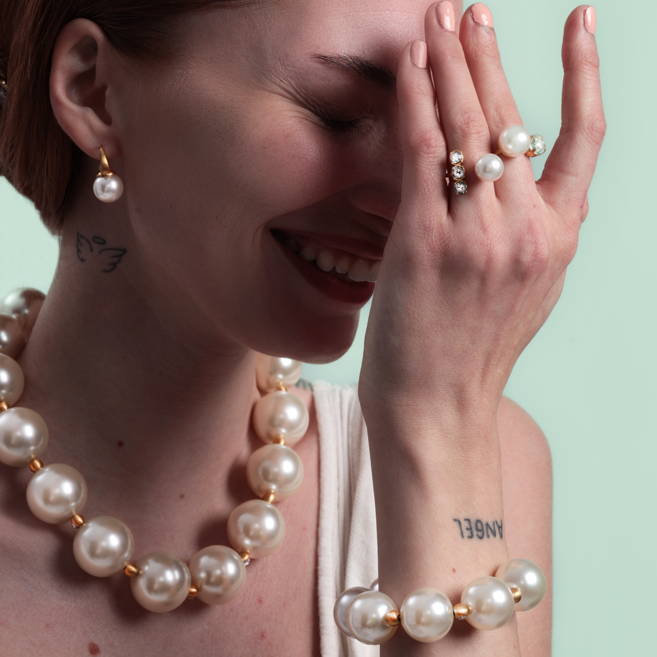 Kate pearl earrings