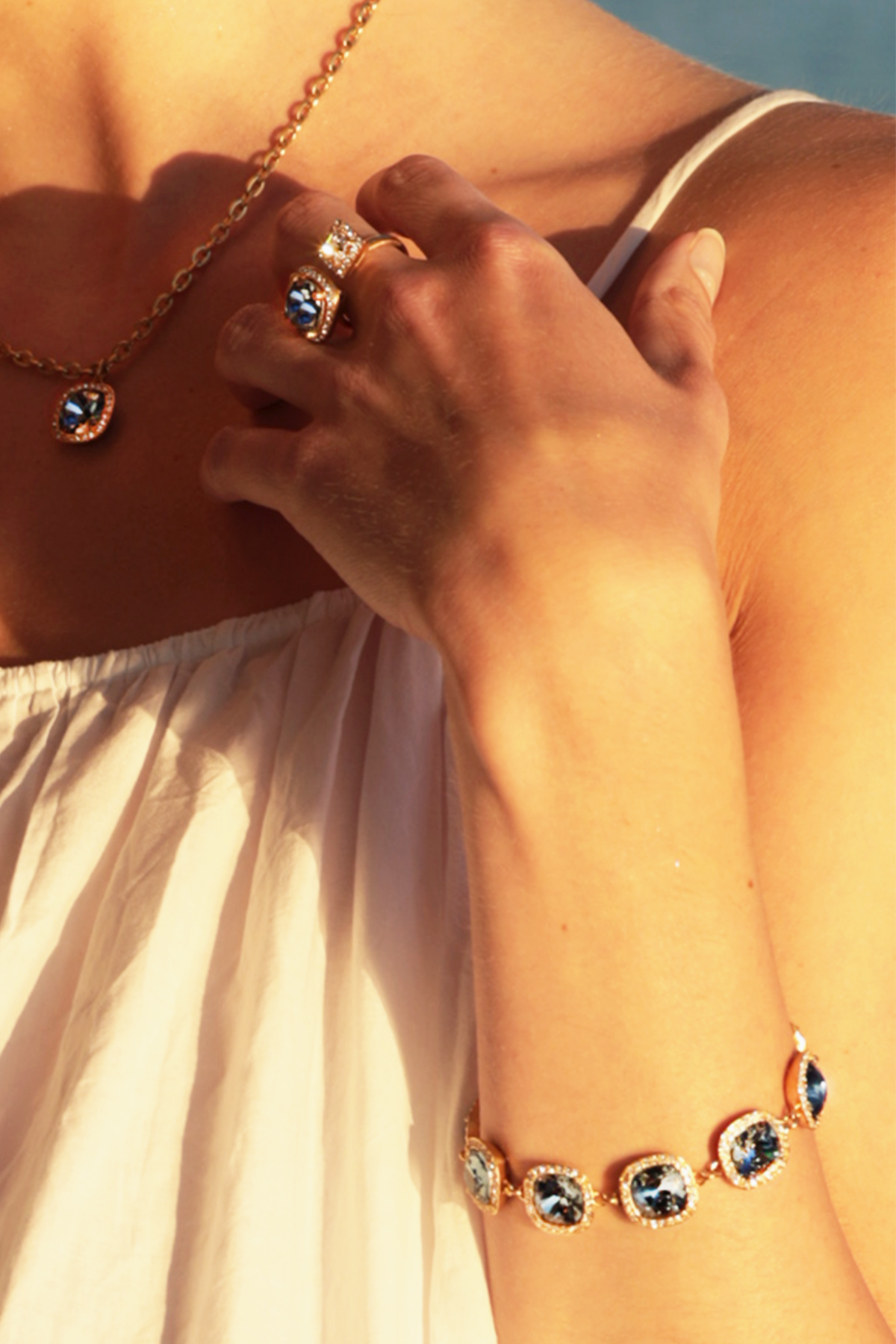 Tamara Crystal lux bracelet - Denim blue/Clear